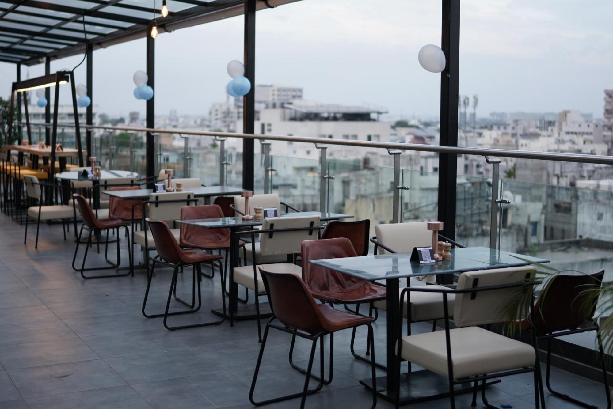 Marasa Sarovar Portico -Rajkot Exterior photo